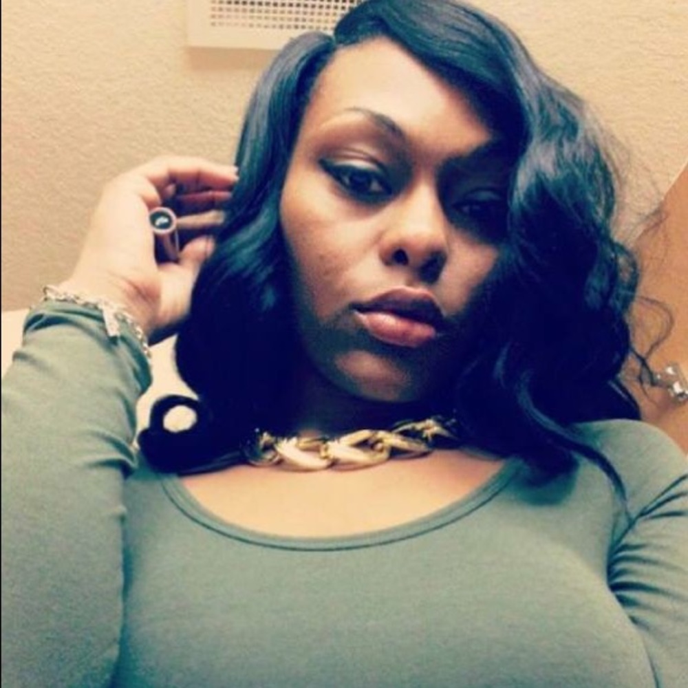 Meet your Posher, Sasha